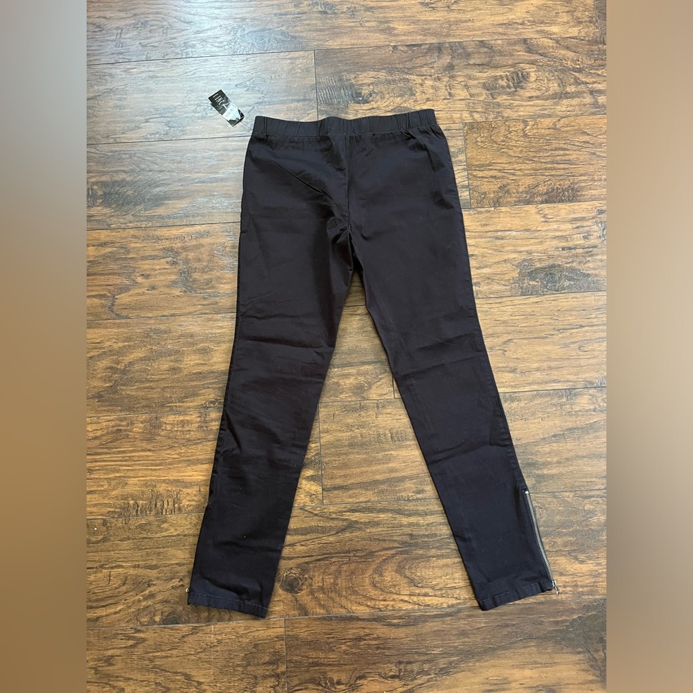 Women’s black dress pants, size 10